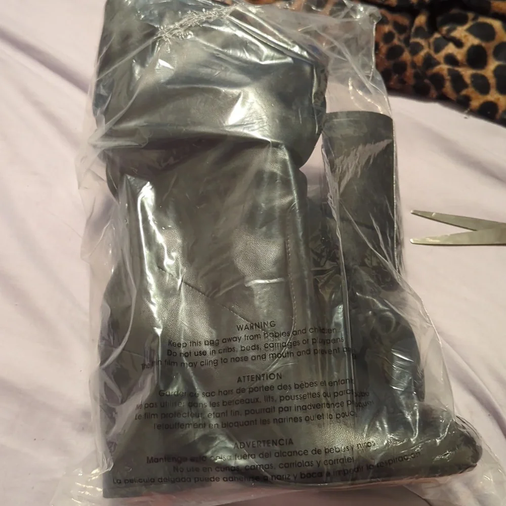 Slouchy Mid Calf Boot (WW) - Picture 4 of 6